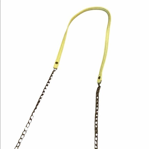 XHILARATION Yellow Studded Chain Cross Body Bag - Picture 7 of 7